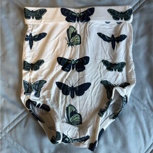 Kate quinn bloomers 2t